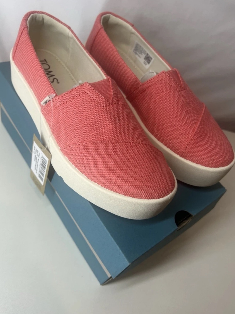 Toms Verona Sunset Coral Heritage Slip On Sneaker size 5.5 Pink New